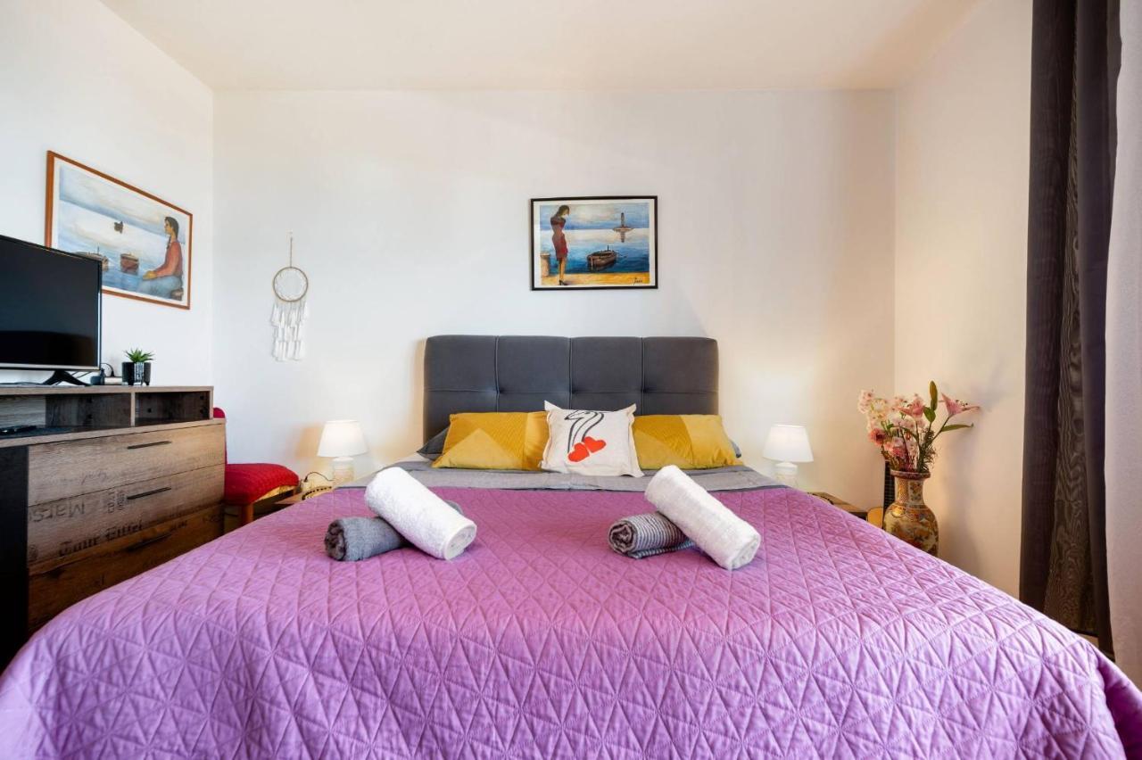 Lotus Apartment